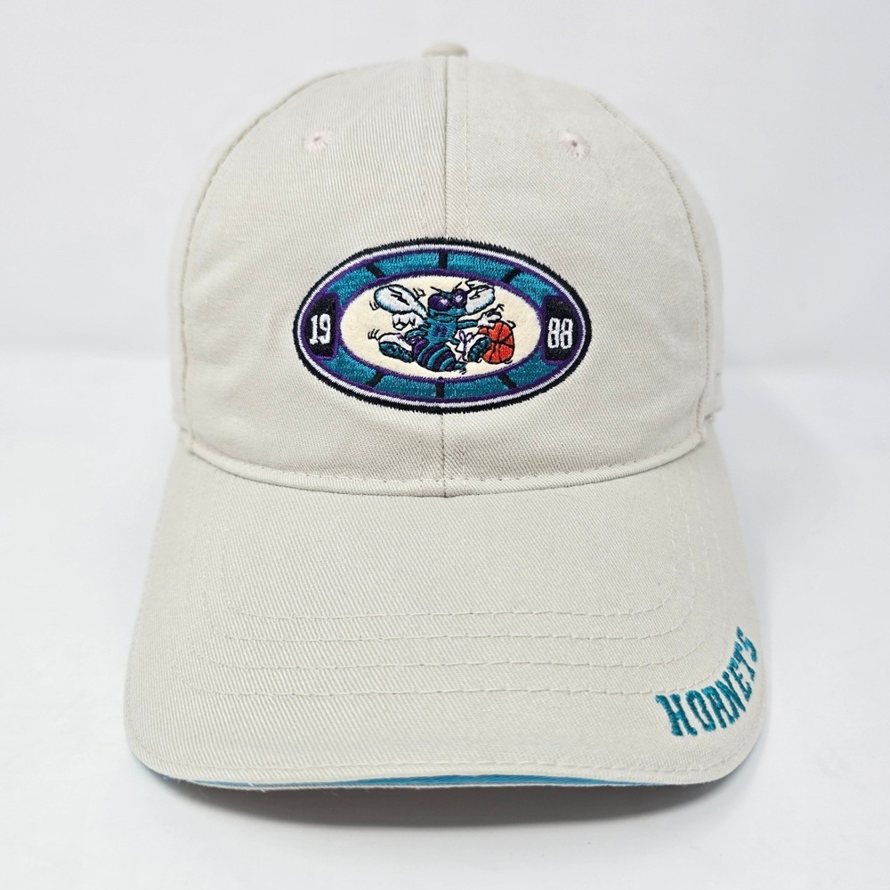 Vintage Charlotte Hornets Hat Drew Pearson NBA 1988 Logo Cream Strapback Cap
